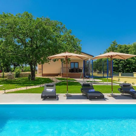Holiday Home Villa Aniva By Interhome Žminj Exteriör bild