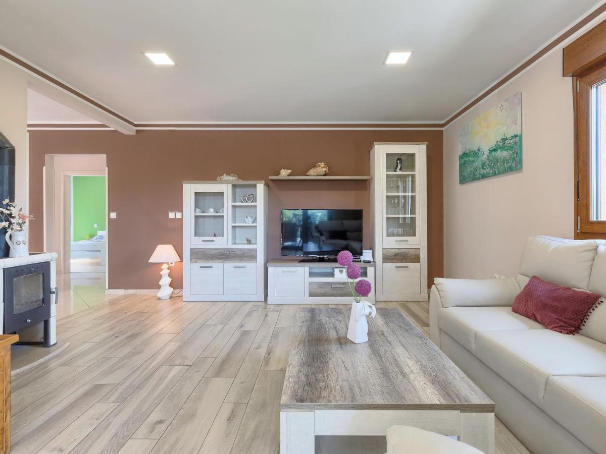 Holiday Home Villa Aniva By Interhome Žminj Exteriör bild